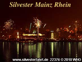 Silvester bei Mainz auf dem Rhein, Rheinschifffahrt mit Bordparty